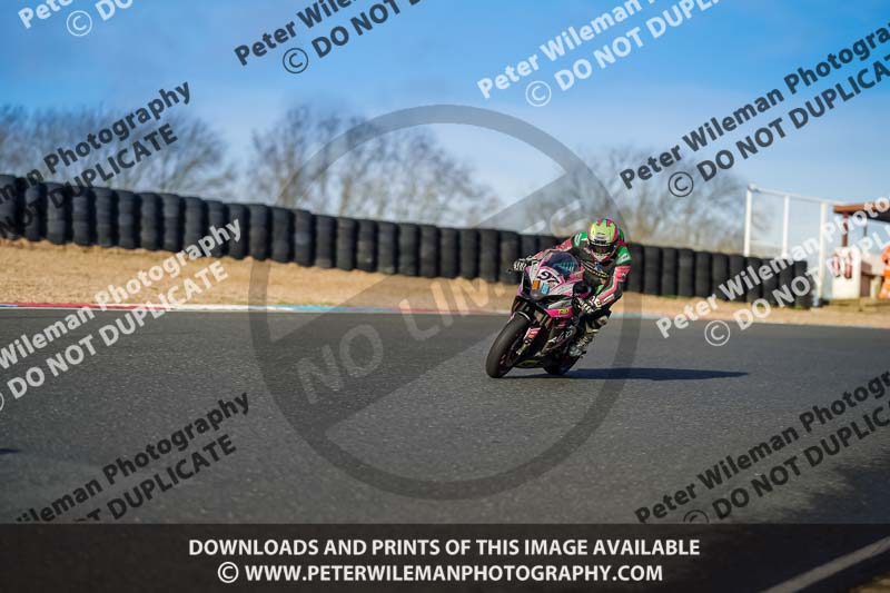 enduro digital images;event digital images;eventdigitalimages;mallory park;mallory park photographs;mallory park trackday;mallory park trackday photographs;no limits trackdays;peter wileman photography;racing digital images;trackday digital images;trackday photos